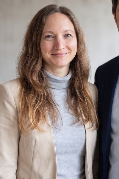 Porträt von Nadine Fraiss, Founder und CMO von Renditor